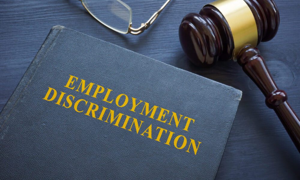 employment-discrimination-lawyer:-your-rights-&-remedies-explained